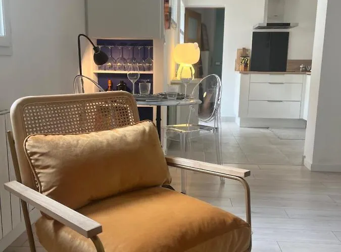 Maison La Madeleine Rooftop Vakantiehuis *